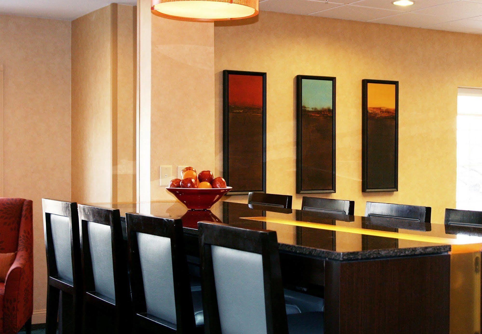Residence Inn By Marriott Buffalo Galleria Mall Cheektowaga Restaurace fotografie
